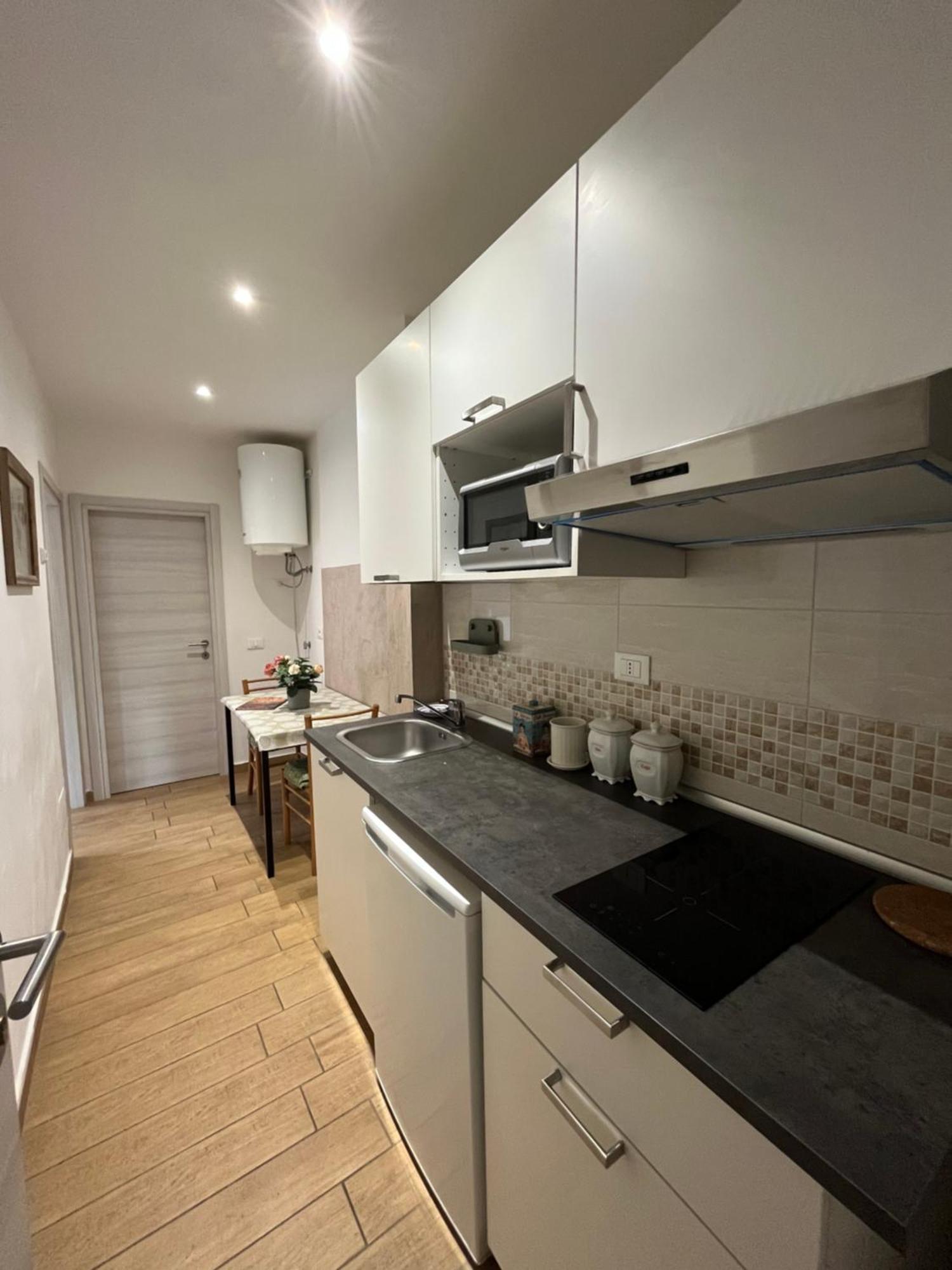 Casa Dora Apartment Реджо Емилия Екстериор снимка